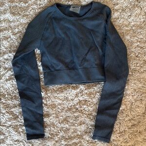 Women's athletic Blue Long Sleeve Top Small